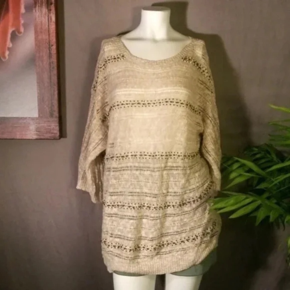 { ❤️ $5 }  Jones NY Beachy Crochet Top or cover up